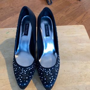 White House Black Market Pumps